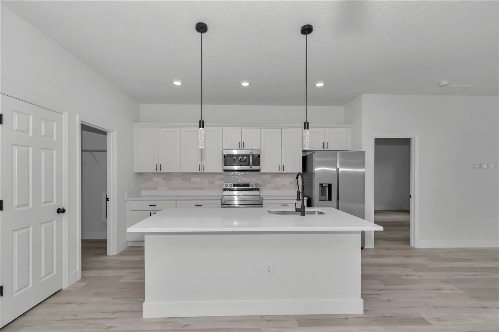 Single Family Residence at 2190 W TACOMA DR, CITRUS SPRINGS, photo 2 of 53