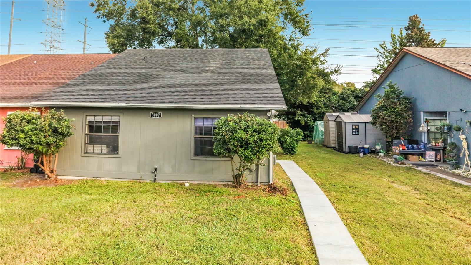Half Duplex at 3007 JON JON CT, ORLANDO, photo 3 of 54