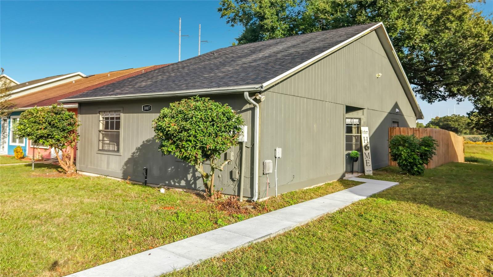 Half Duplex at 3007 JON JON CT, ORLANDO, photo 4 of 54