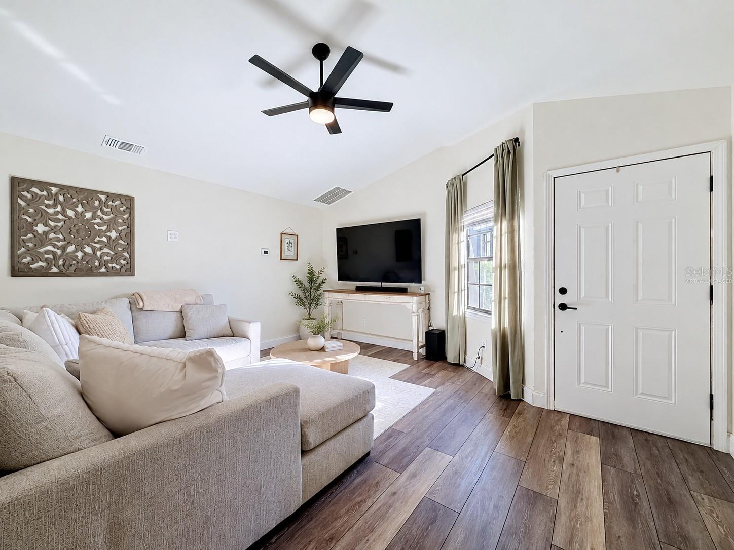 Virtually Staged - 3007 JON JON CT, ORLANDO
