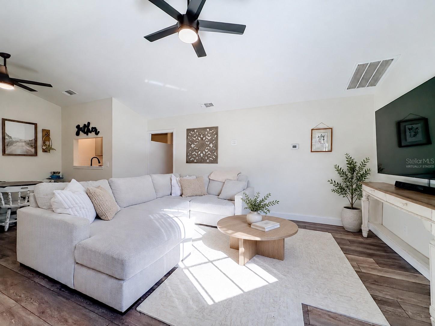 Virtually Staged - 3007 JON JON CT, ORLANDO