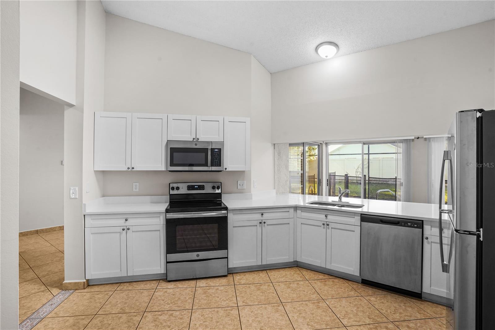 Single Family Residence at 14912 DAY LILY CT, ORLANDO, photo 17 of 42