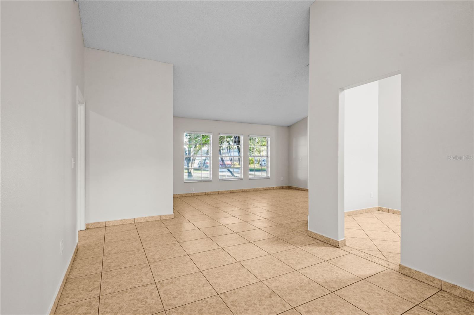 Single Family Residence at 14912 DAY LILY CT, ORLANDO, photo 20 of 42
