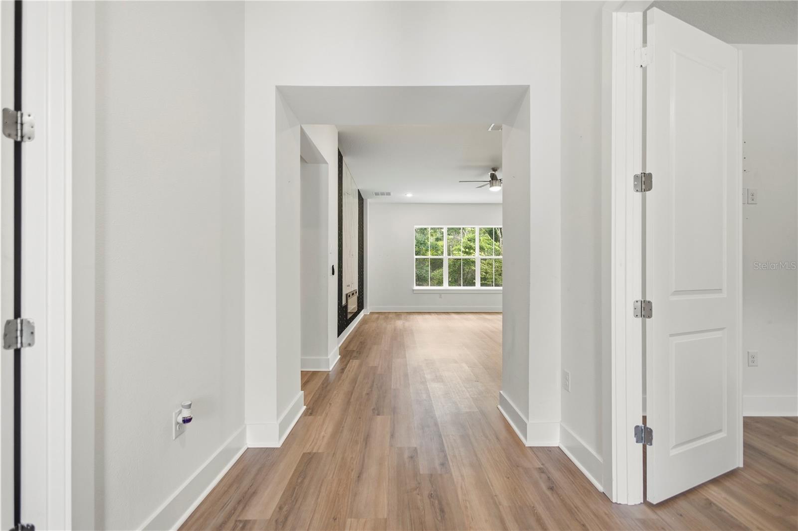 Foyer to den - 6622 SUMMIT VIEW DR, BROOKSVILLE