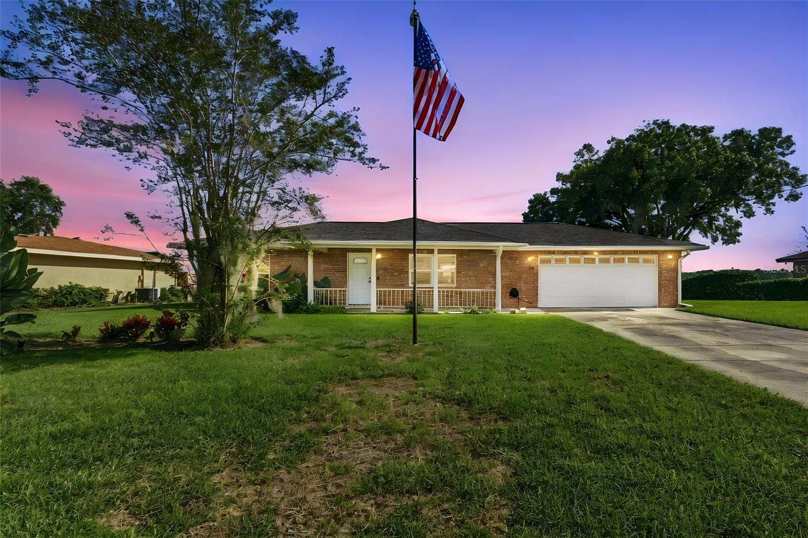 230 SHORE DR
