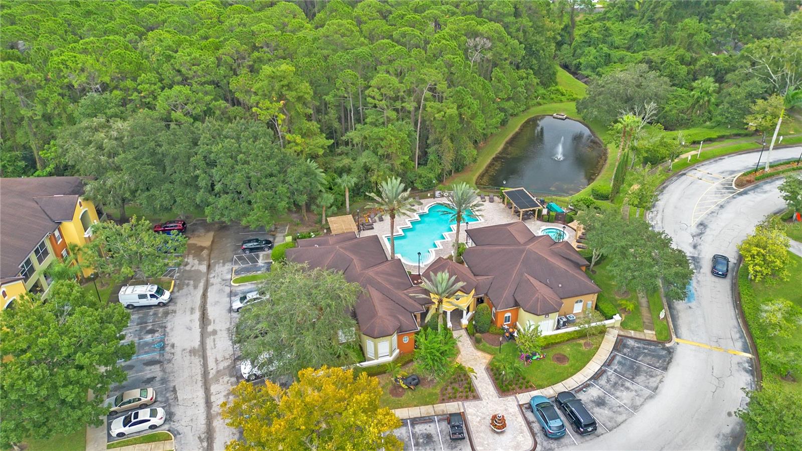 Condominium at 737 CREST PINES DR #623, ORLANDO, photo 31 of 36