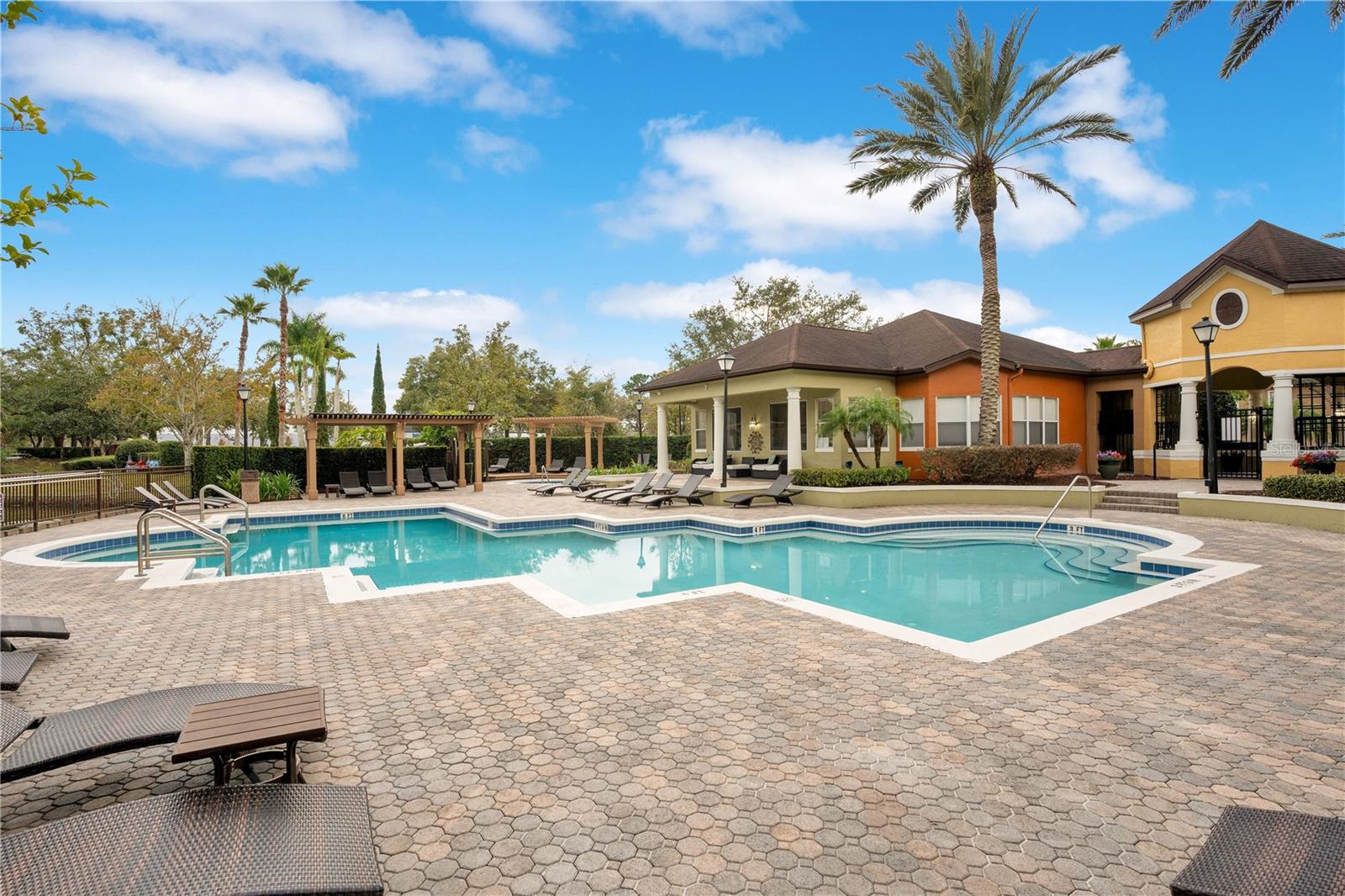 Condominium at 737 CREST PINES DR #623, ORLANDO, photo 35 of 36