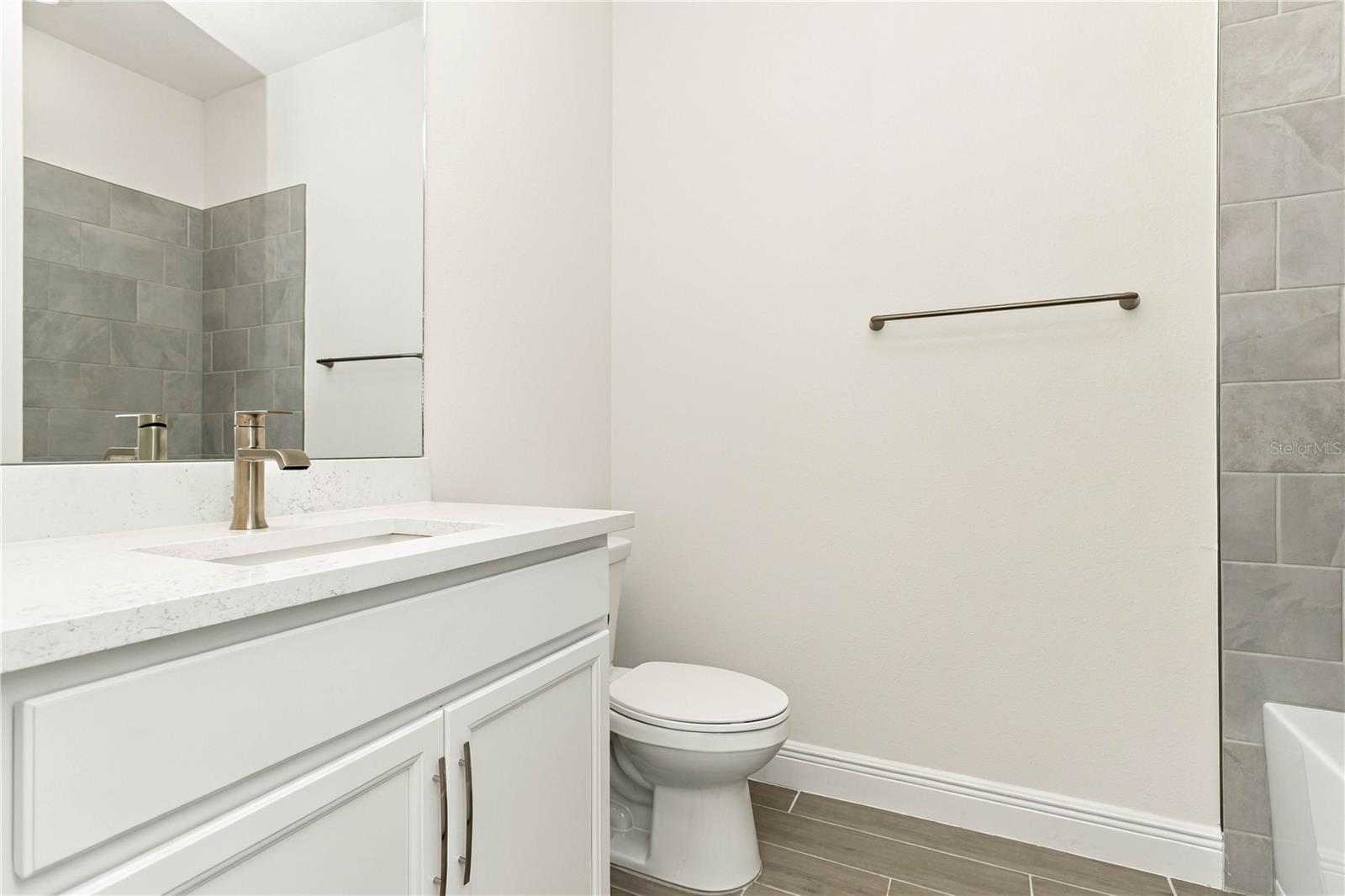 Bathroom 2 - 9136 GULF HAVEN DR, PARRISH