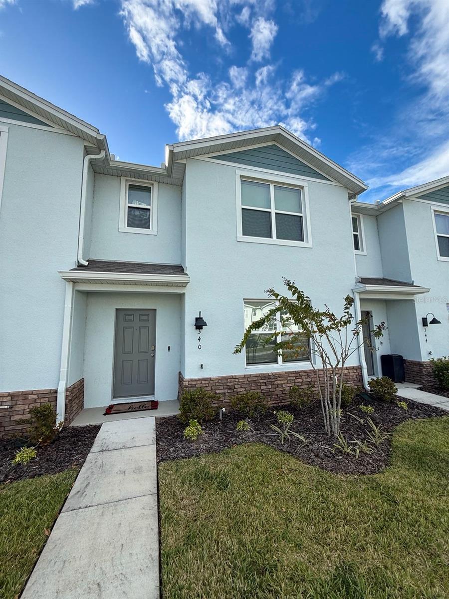 Townhouse at 340 PRESTON COVE DR, ST CLOUD, photo 2 of 19