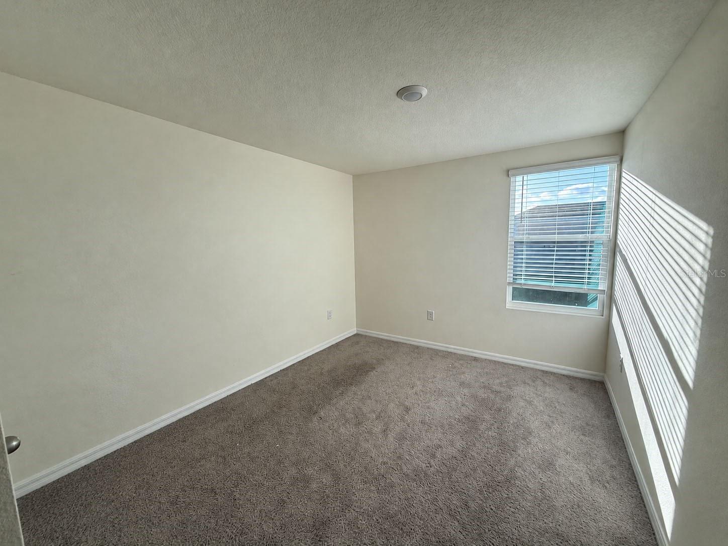 Townhouse at 340 PRESTON COVE DR, ST CLOUD, photo 13 of 19