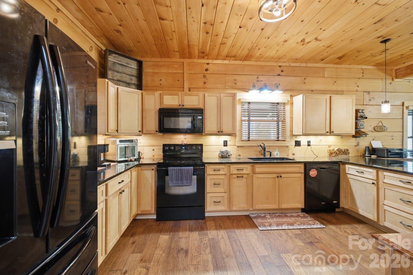 Single Family Residence at 415 Ijames Church Road, Mocksville, photo 17 of 48