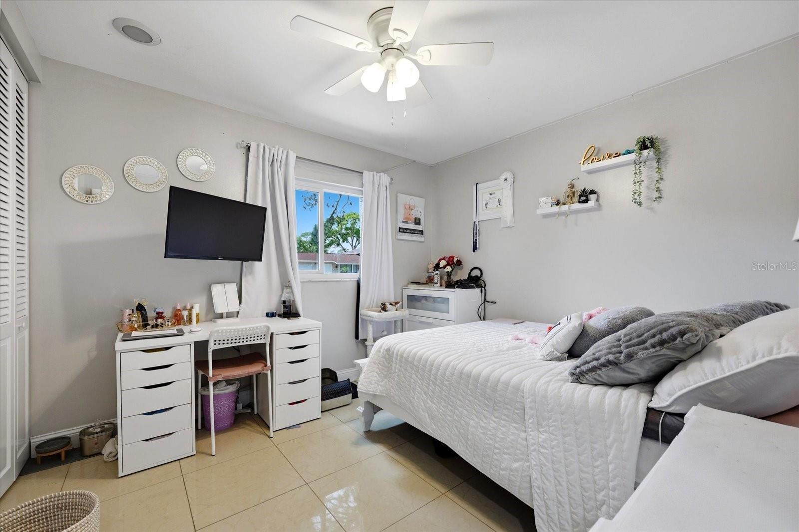 Single Family Residence at 8331 W POCAHONTAS AVE, TAMPA, photo 25 of 37