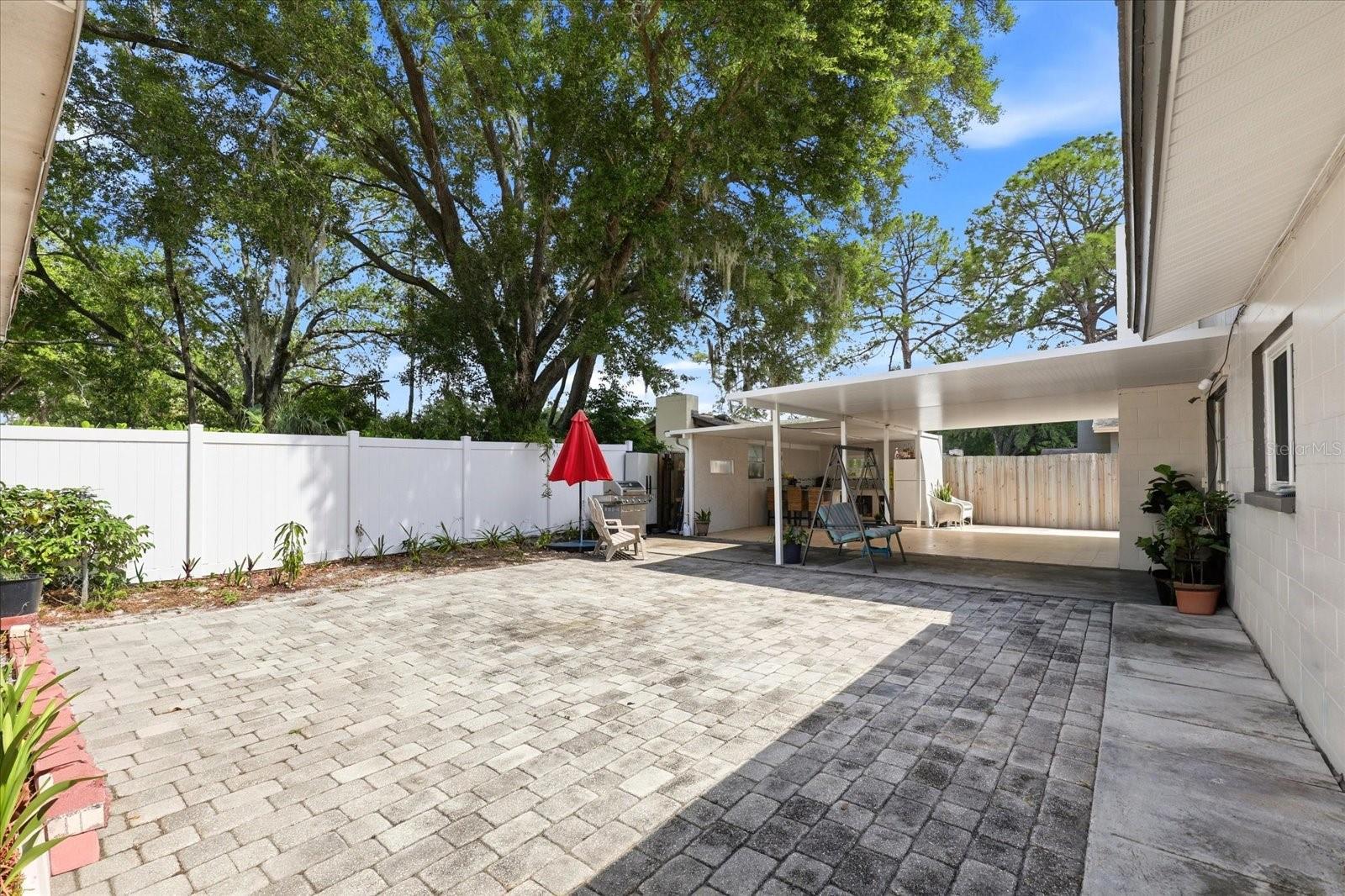 Single Family Residence at 8331 W POCAHONTAS AVE, TAMPA, photo 29 of 37
