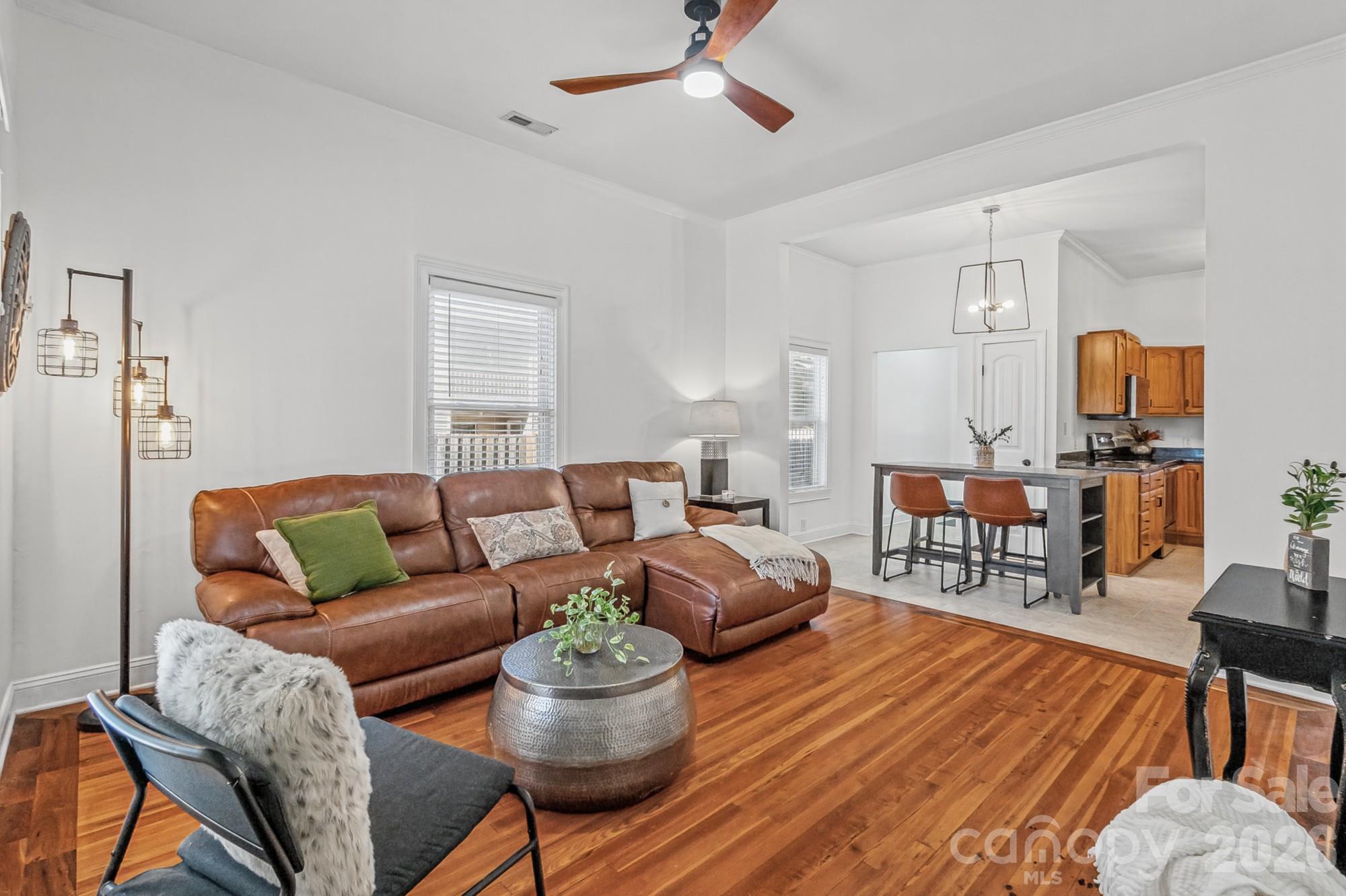 Single Family Residence at 1003 Hull Street, Rock Hill, photo 6 of 35