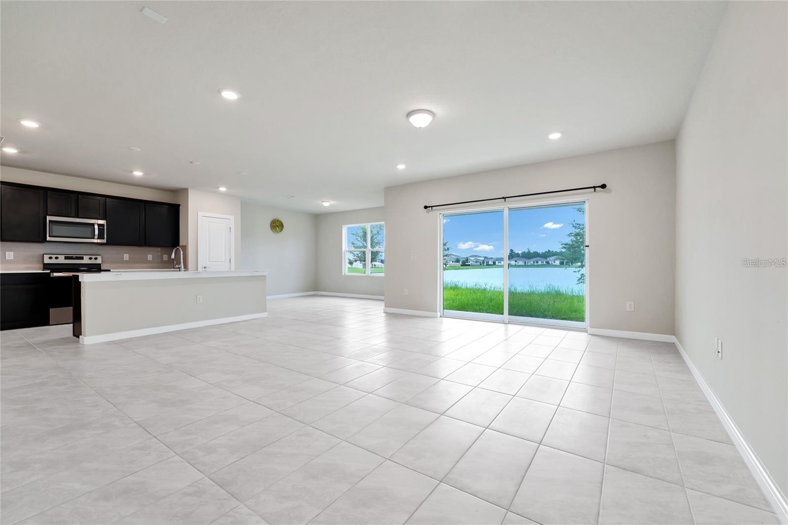 Single Family Residence at 5322 ROYAL POINT AVE, KISSIMMEE, photo 6 of 47