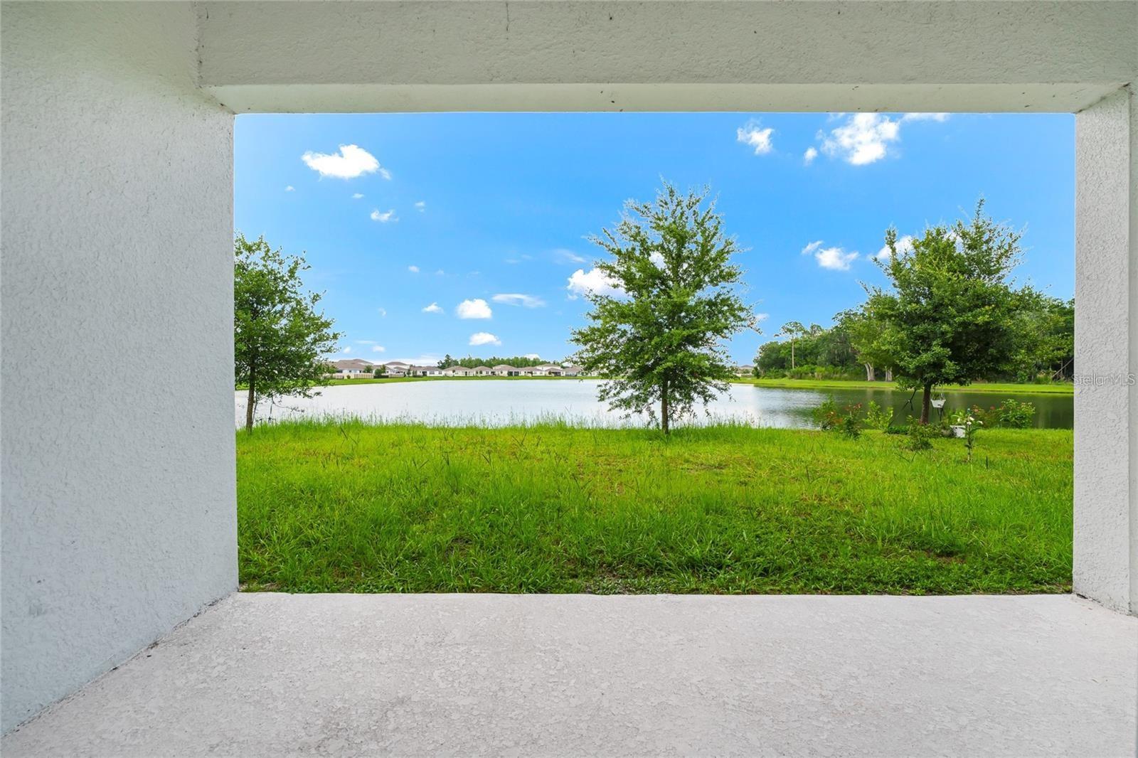 Single Family Residence at 5322 ROYAL POINT AVE, KISSIMMEE, photo 7 of 47