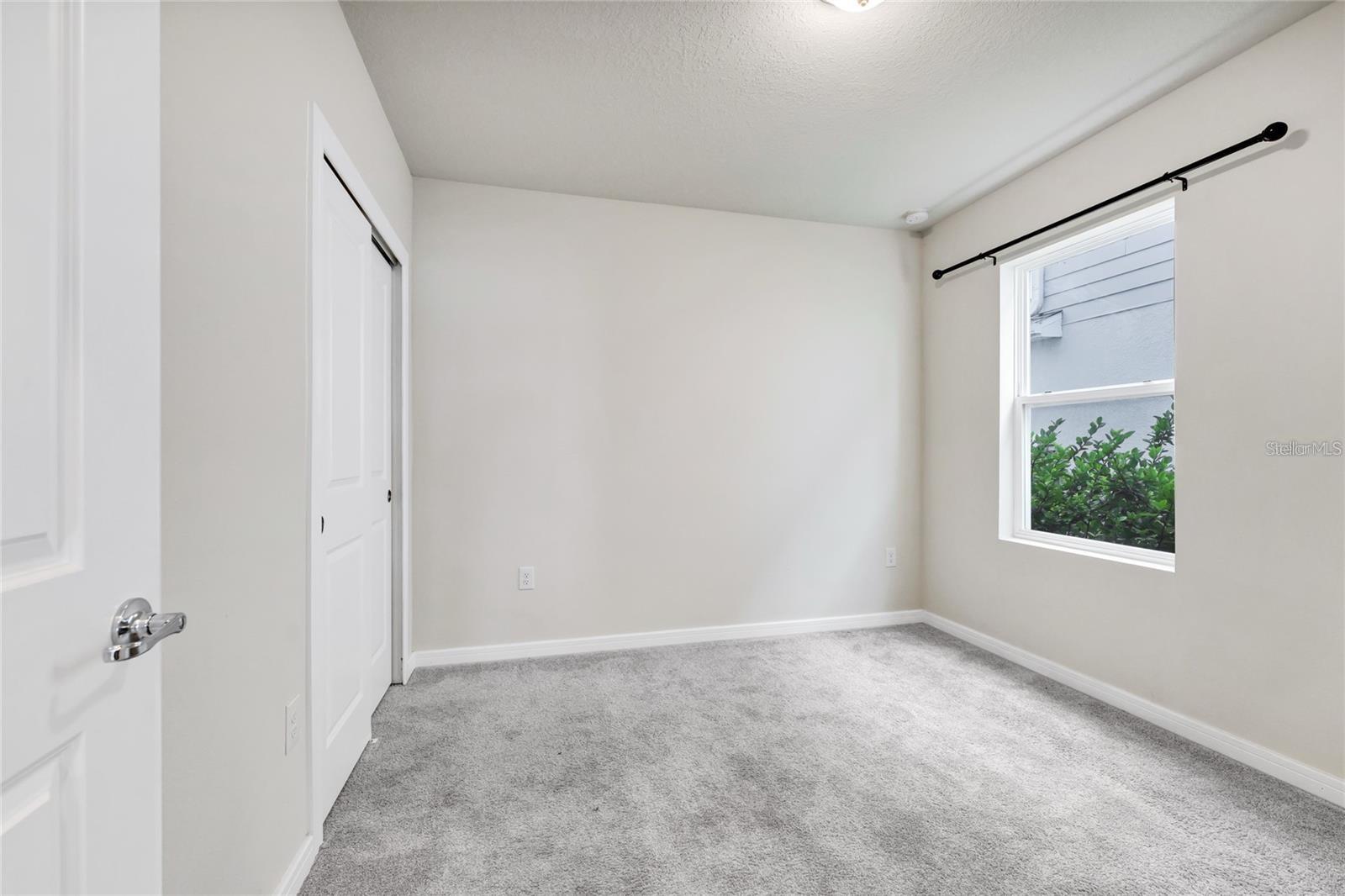 Single Family Residence at 5322 ROYAL POINT AVE, KISSIMMEE, photo 15 of 47