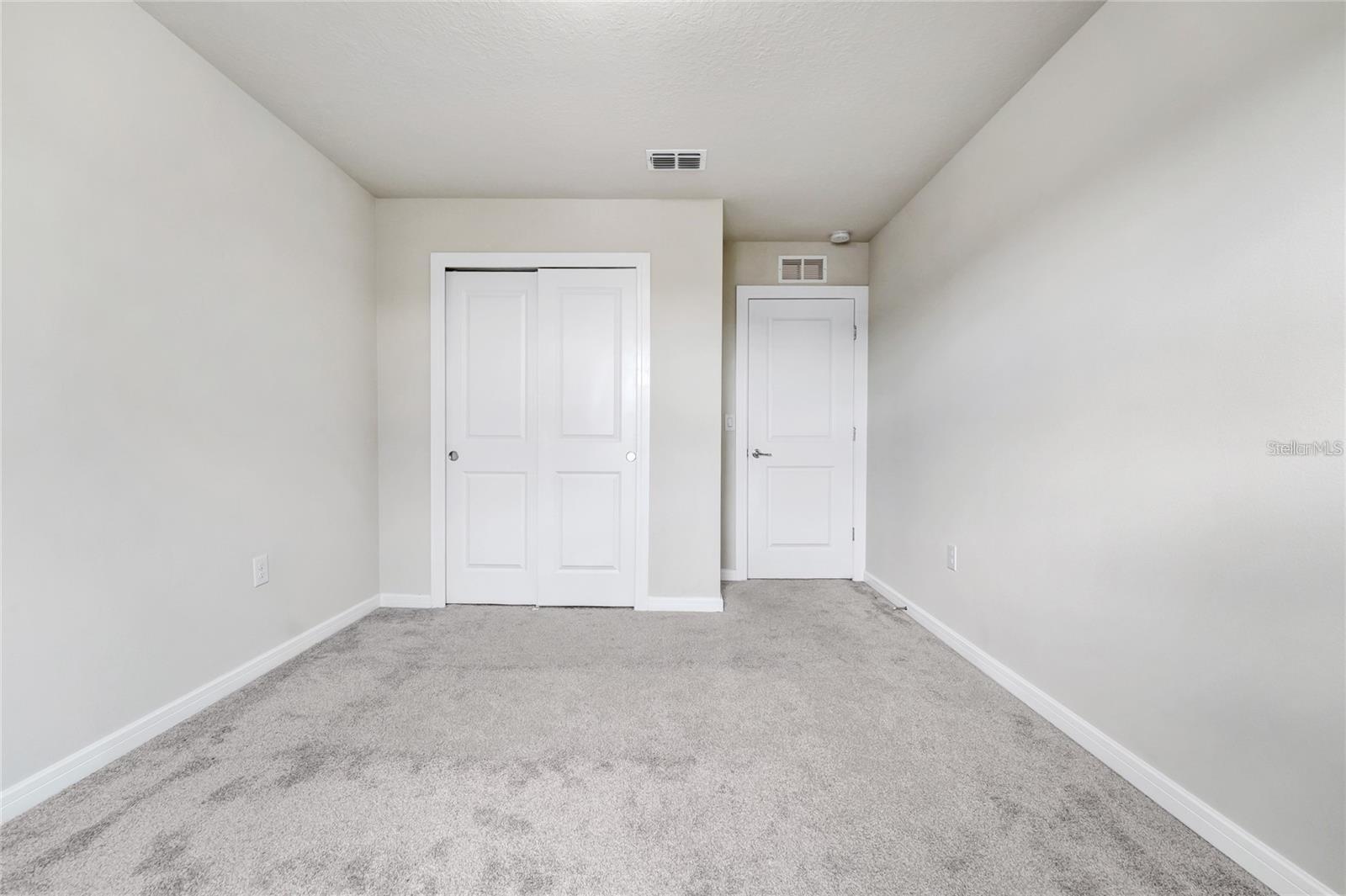 Single Family Residence at 5322 ROYAL POINT AVE, KISSIMMEE, photo 28 of 47