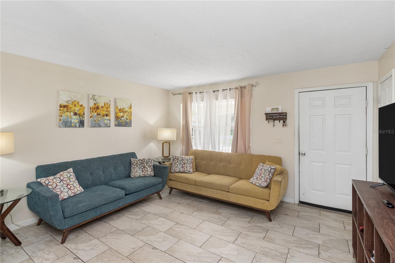 Single Family Residence at 1585 W J WILLIAMS LN, DUNNELLON, photo 3 of 30