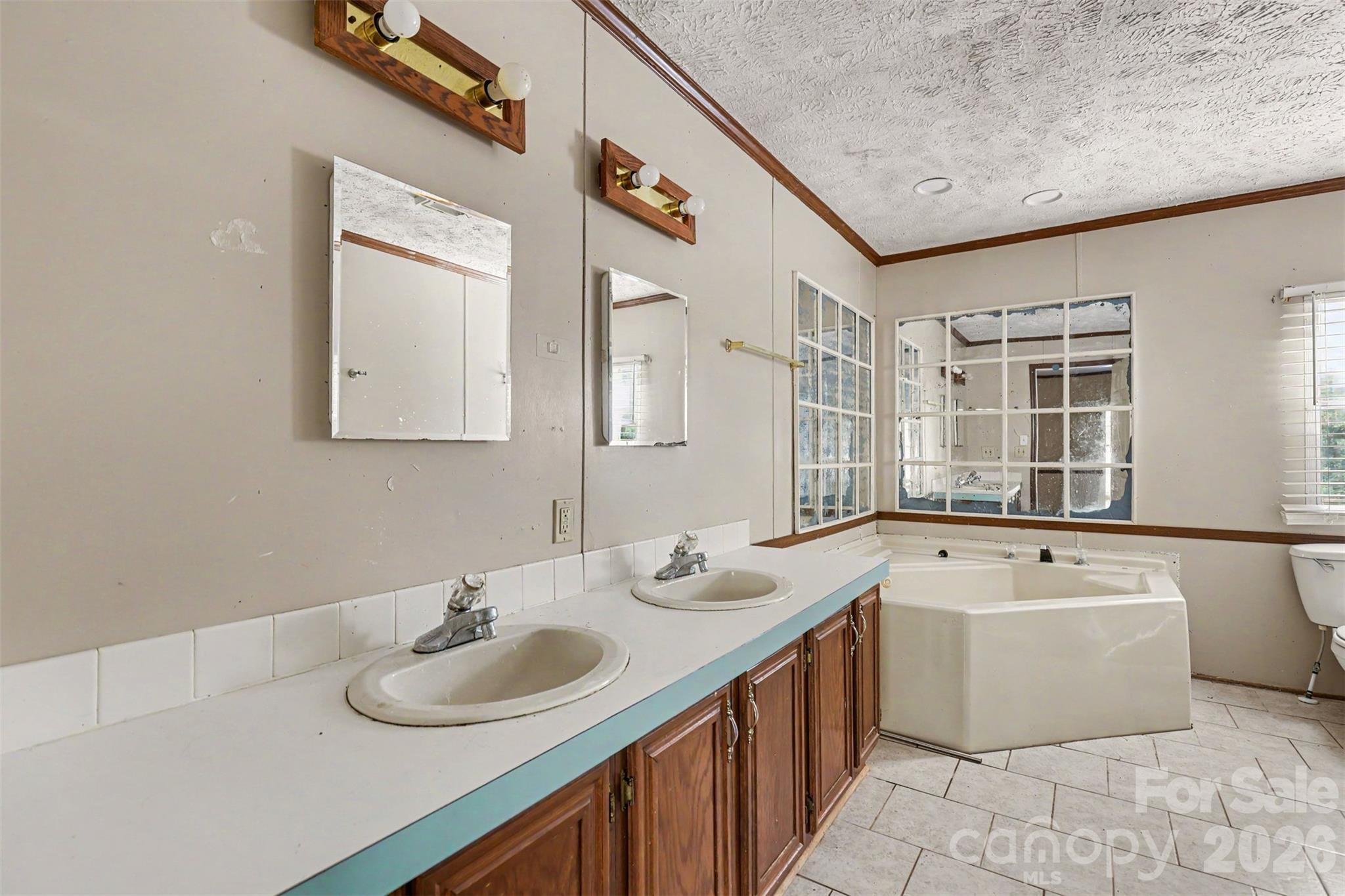 Single Family Residence at 216 Reese Wilson Road, Belmont, photo 21 of 41