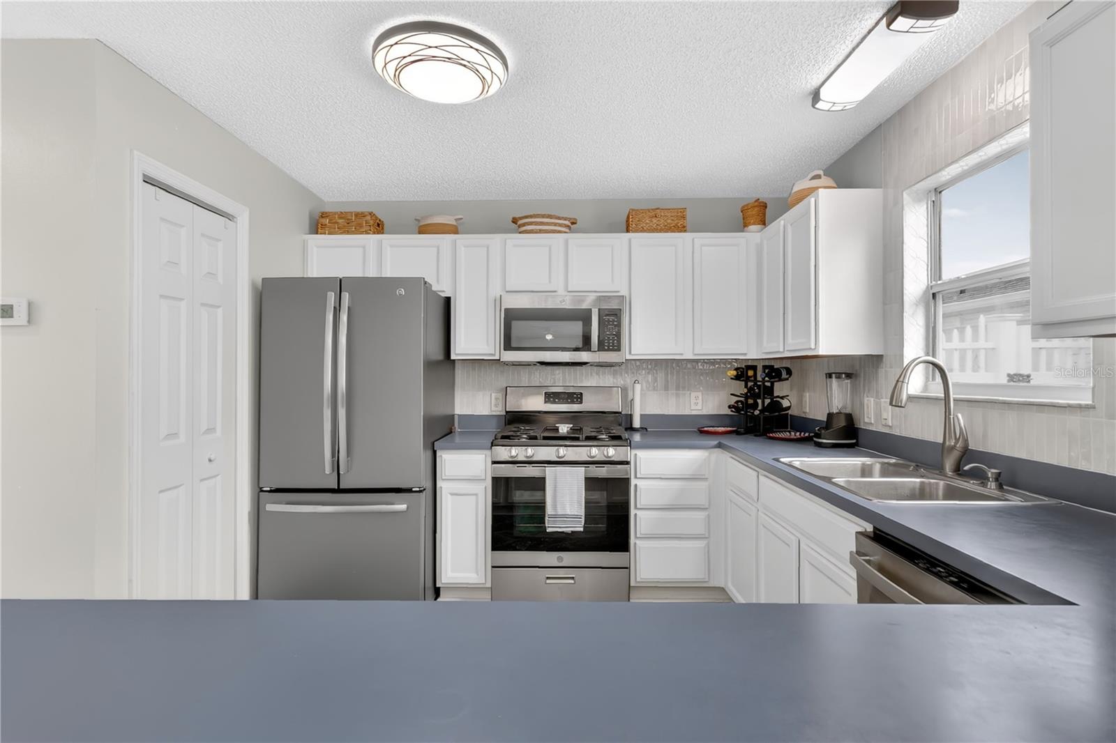 Villa at 9108 SE 177TH BELMONT PL, THE VILLAGES, photo 12 of 30