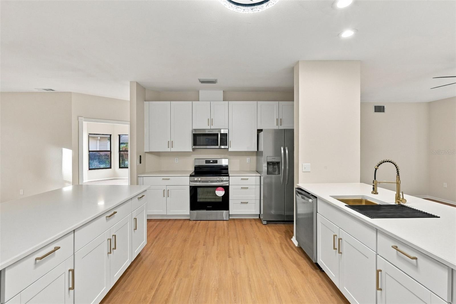 Single Family Residence at 6173 NICOLE CT, SARASOTA, photo 8 of 52