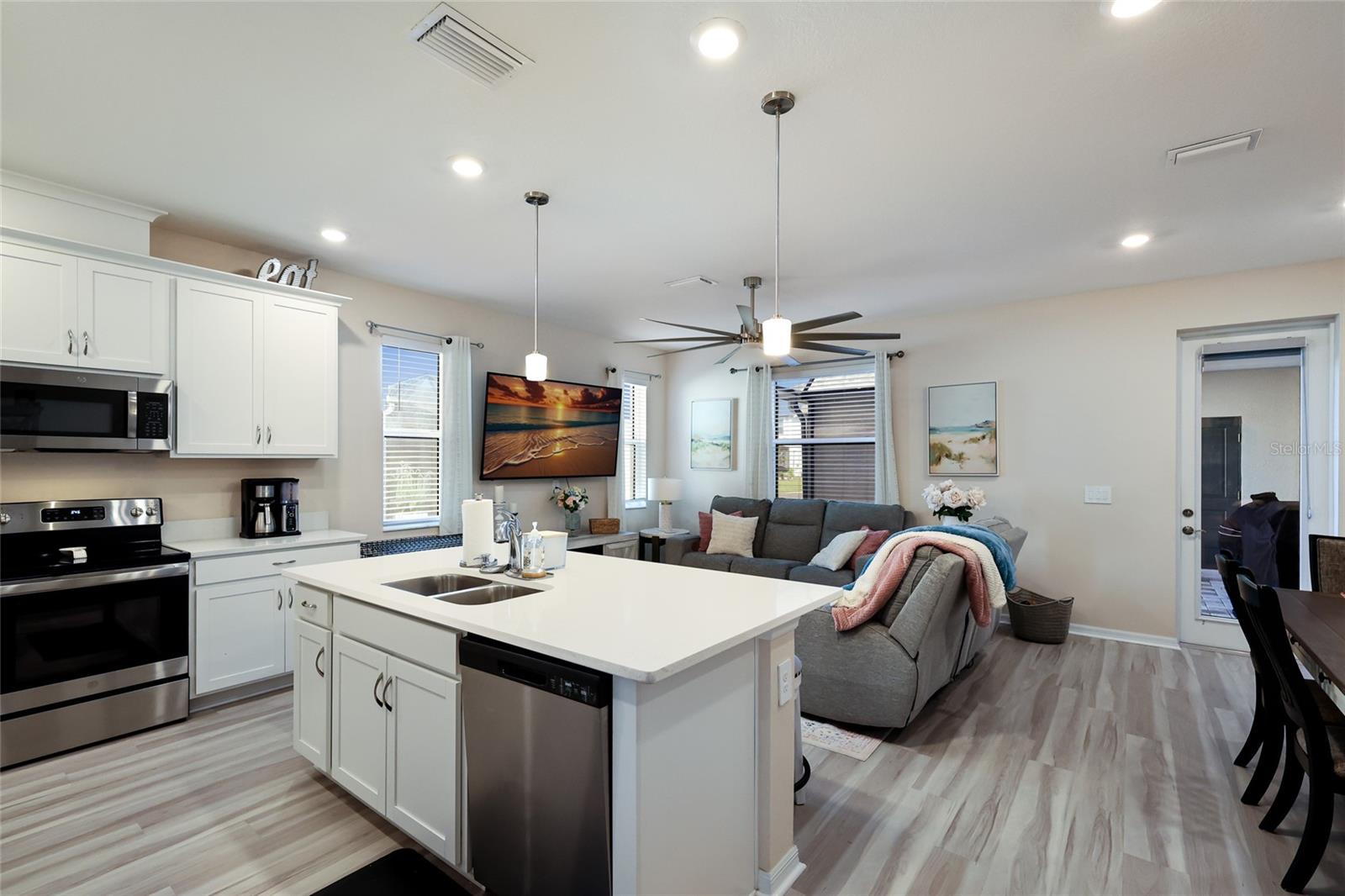 Townhouse at 1783 SPREADER LN, SARASOTA, photo 10 of 72