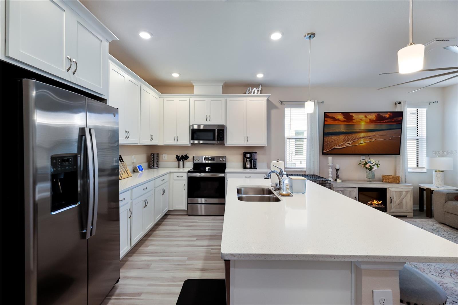 Townhouse at 1783 SPREADER LN, SARASOTA, photo 9 of 72