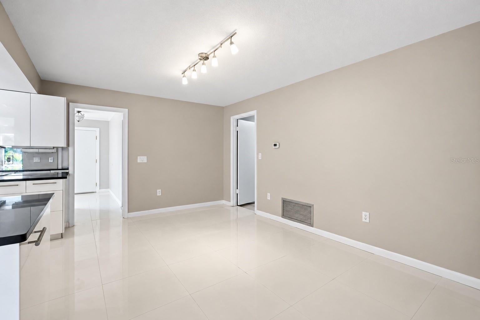 Single Family Residence at 139 ADAIR AVE, SARASOTA, photo 29 of 34