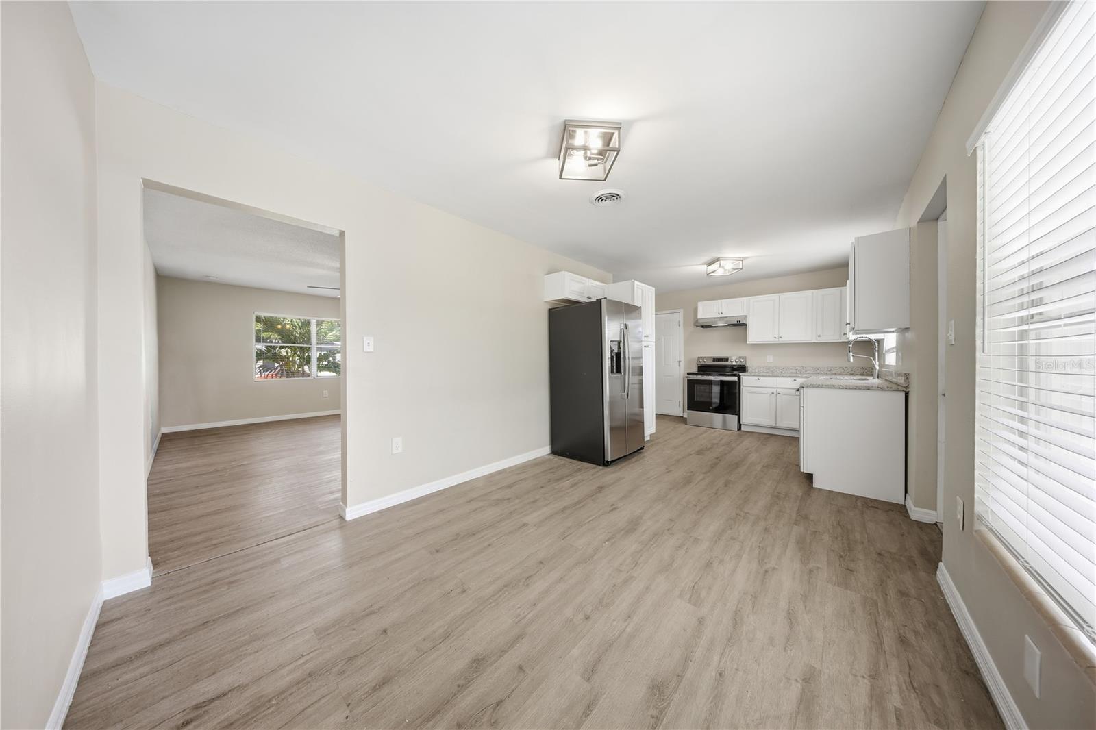 Single Family Residence at 1727 N POWERS DR, ORLANDO, photo 16 of 45