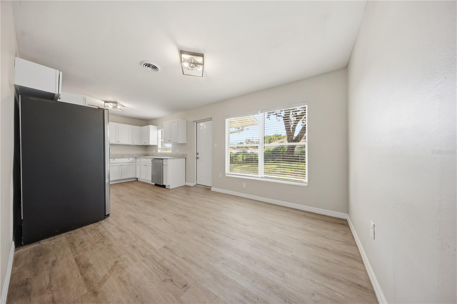 Single Family Residence at 1727 N POWERS DR, ORLANDO, photo 17 of 45