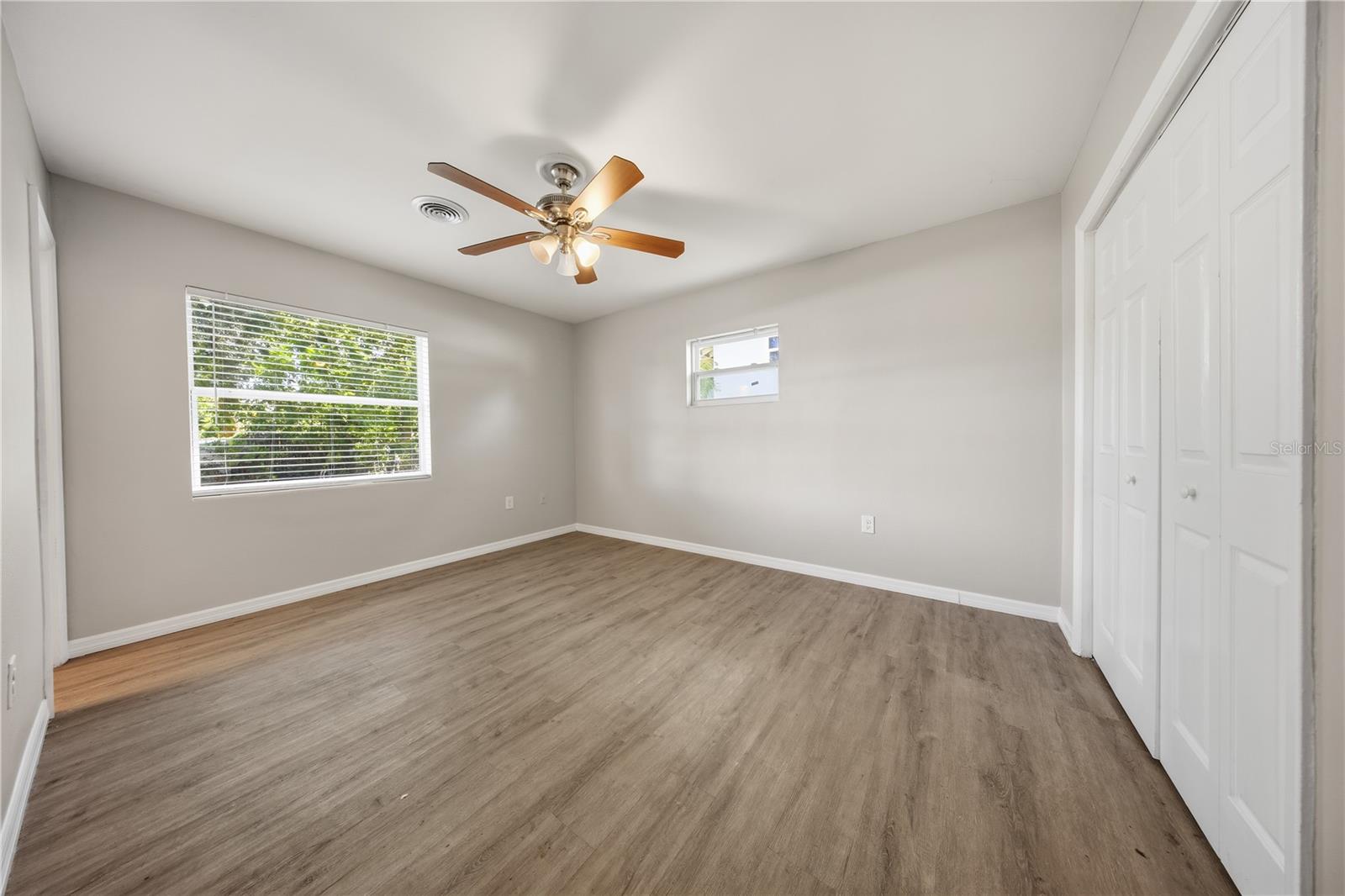 Single Family Residence at 1727 N POWERS DR, ORLANDO, photo 19 of 45