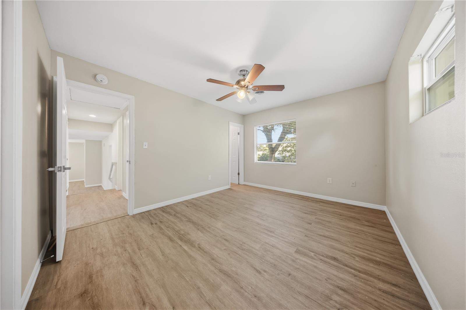 Single Family Residence at 1727 N POWERS DR, ORLANDO, photo 20 of 45
