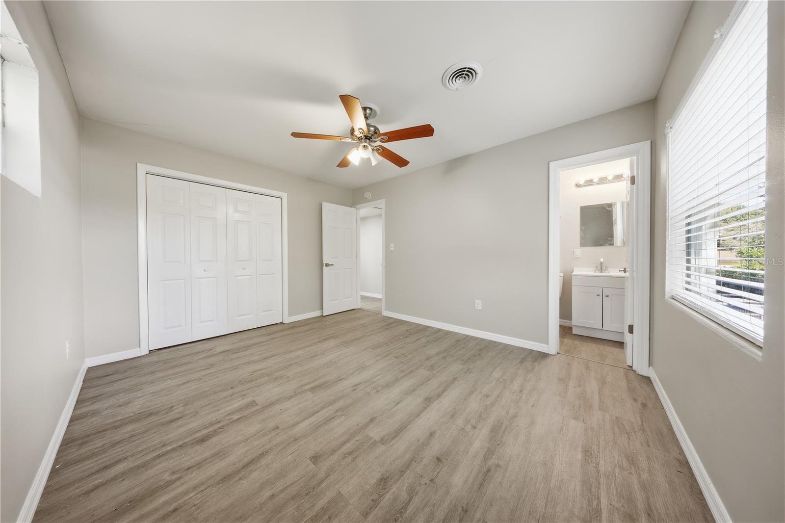 Single Family Residence at 1727 N POWERS DR, ORLANDO, photo 21 of 45