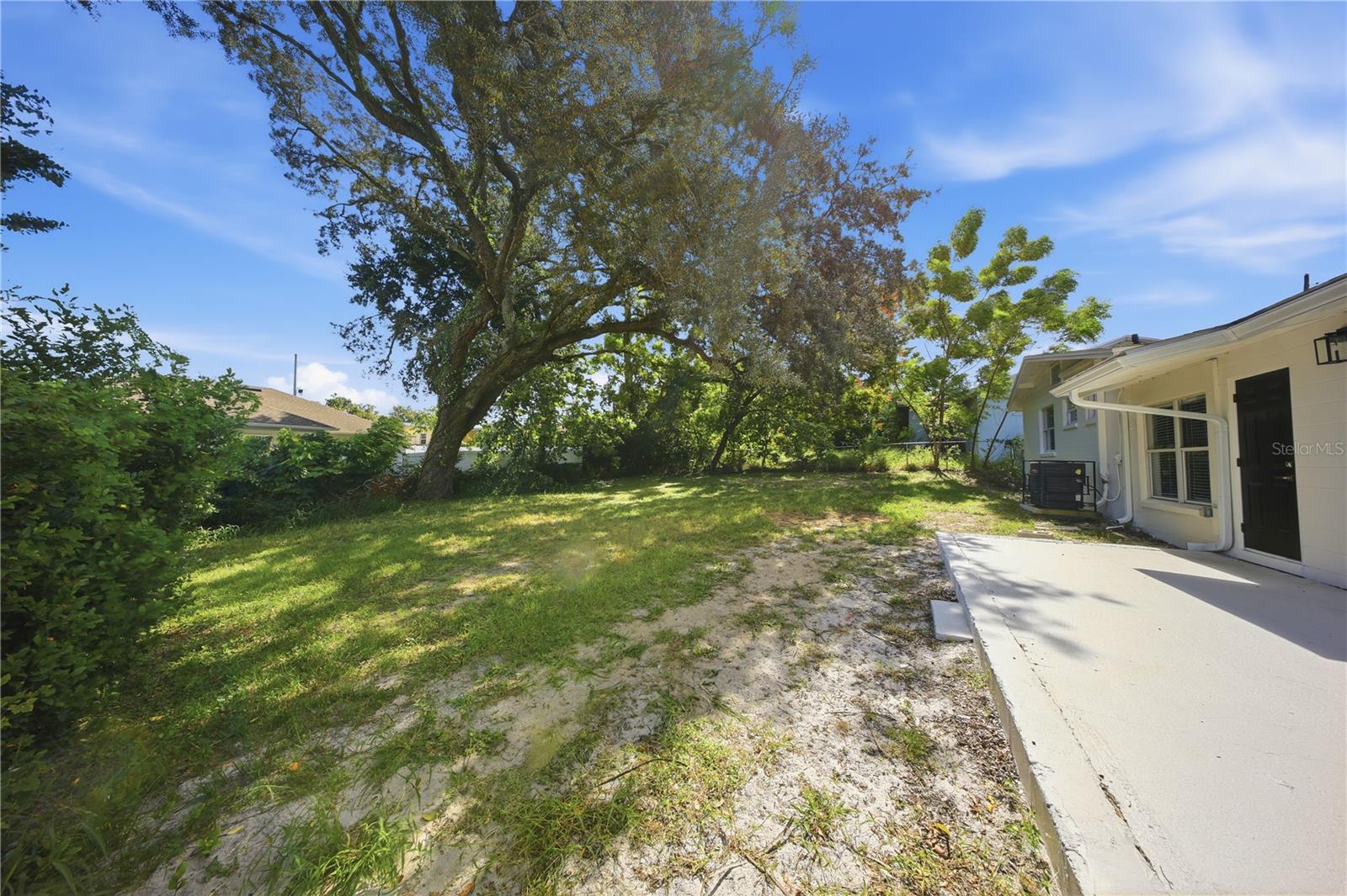 Single Family Residence at 1727 N POWERS DR, ORLANDO, photo 34 of 45
