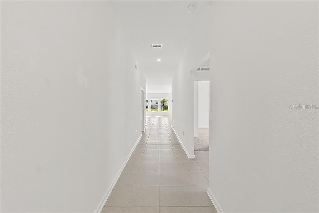 Single Family Residence at 4753 GOLDEN KNIGHT BLVD, KISSIMMEE, photo 6 of 35