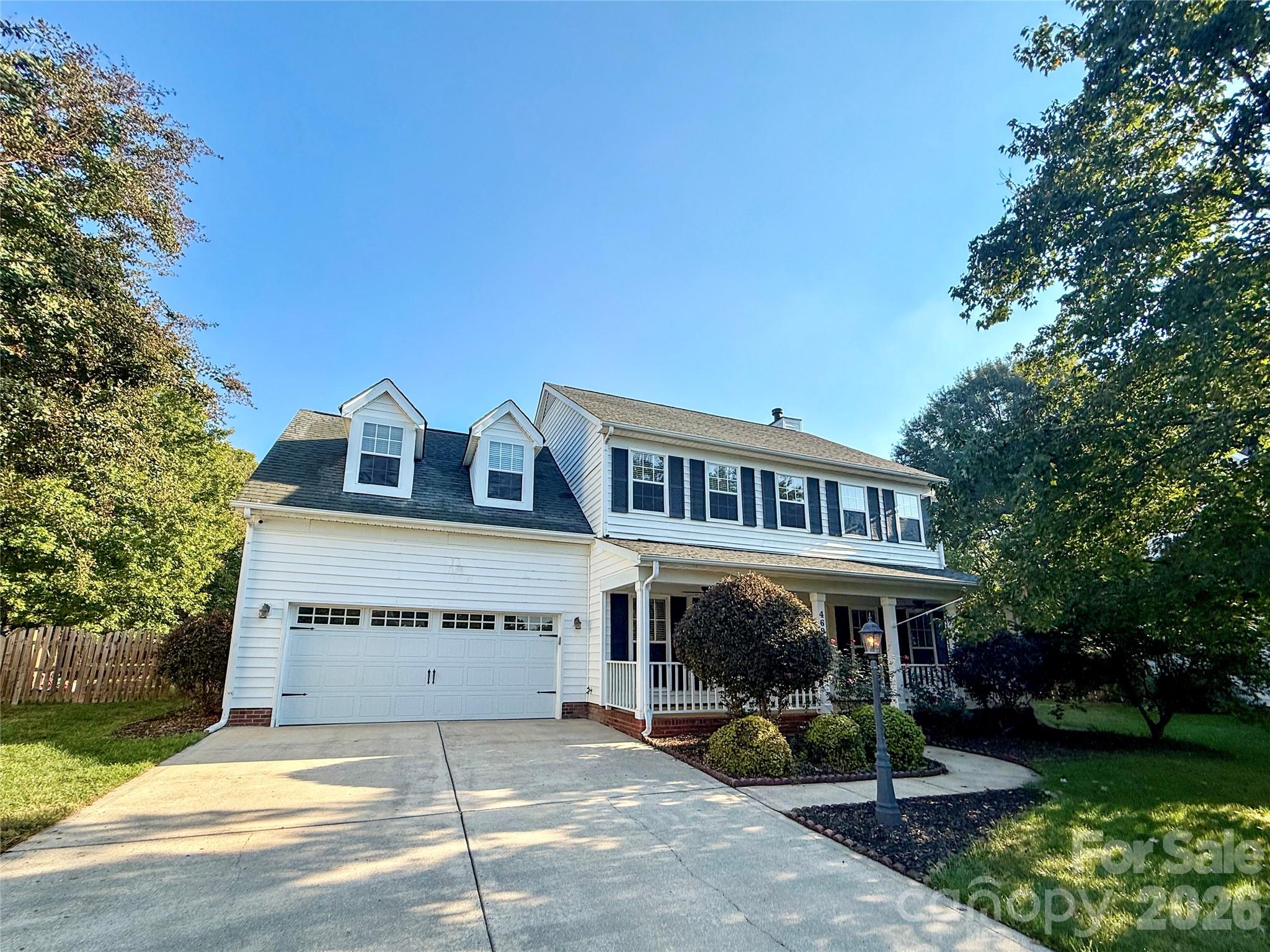 Single Family Residence at 4698 Pascal Court NW, Concord, photo 2 of 30