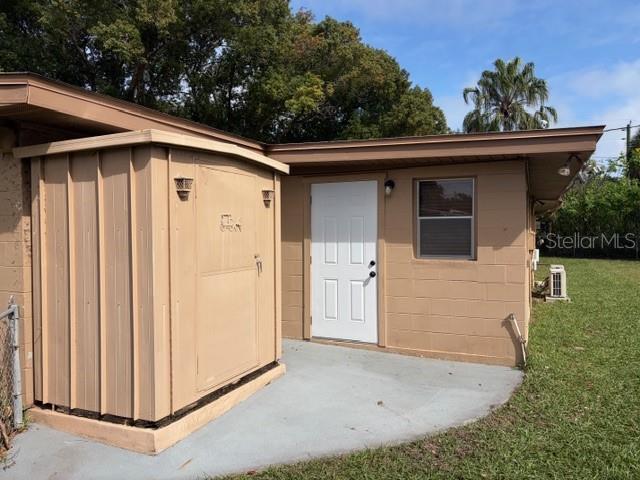 Single Family Residence at 801 E AIRPORT BLVD, SANFORD, photo 19 of 19
