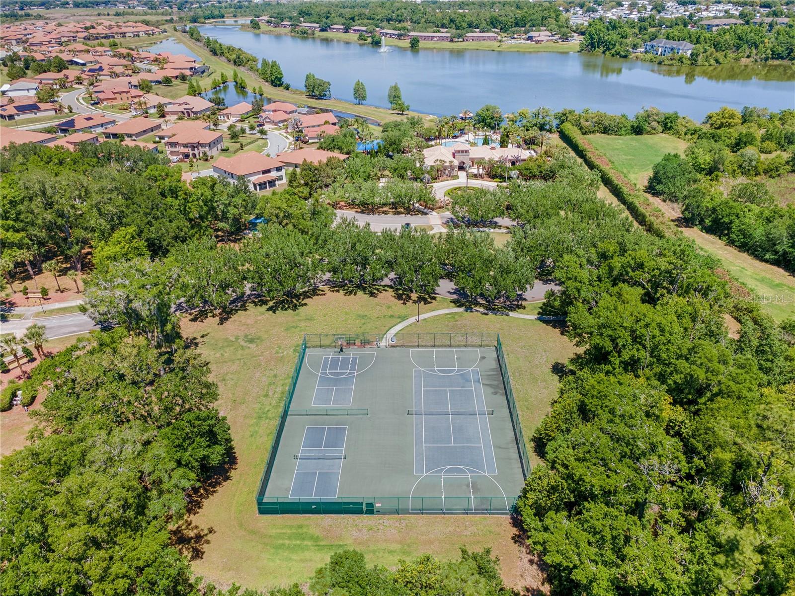 Courts - 1850 ALTAVISTA CIR, LAKELAND