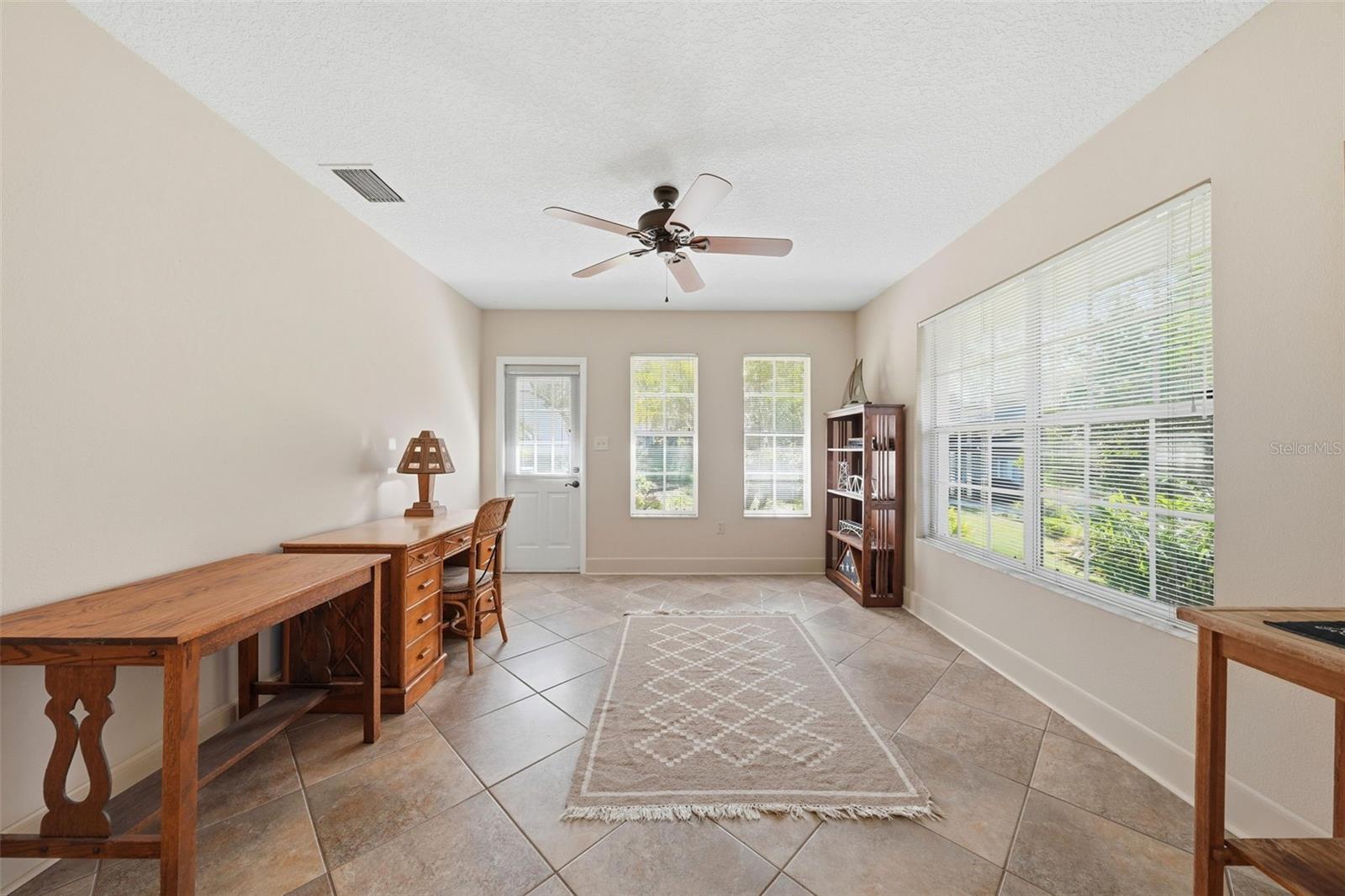 Single Family Residence at 600 HURON PL, MOUNT DORA, photo 18 of 48