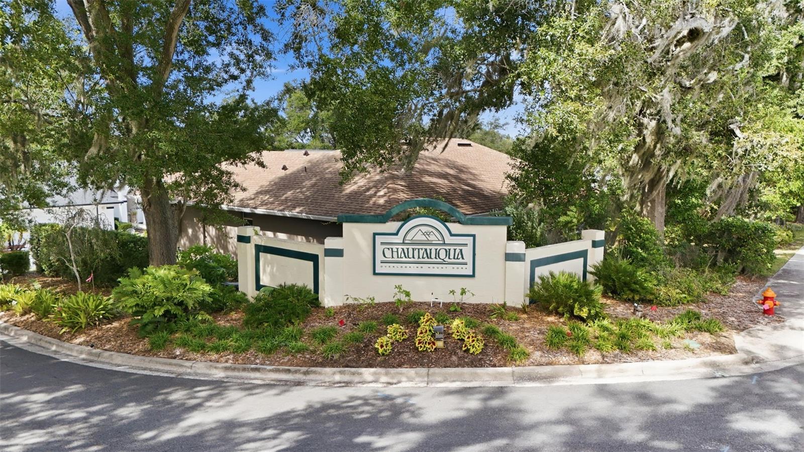 Single Family Residence at 600 HURON PL, MOUNT DORA, photo 47 of 48