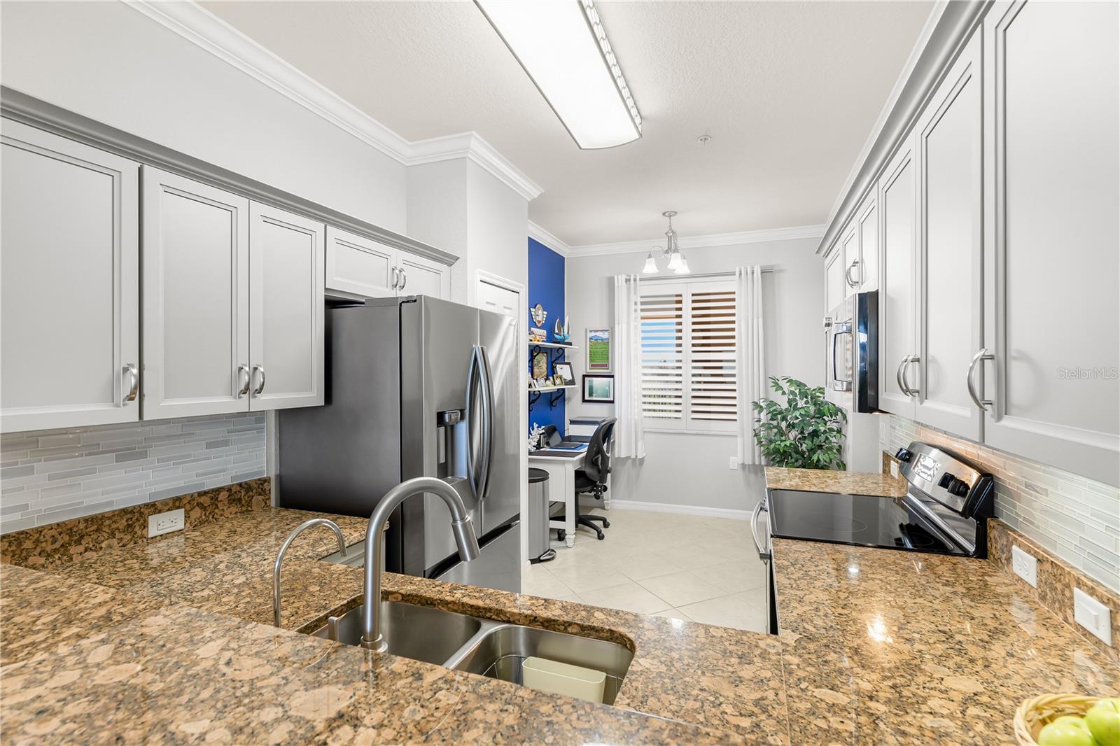 Condominium at 6519 GRAND ESTUARY TRL #403, BRADENTON, photo 14 of 60