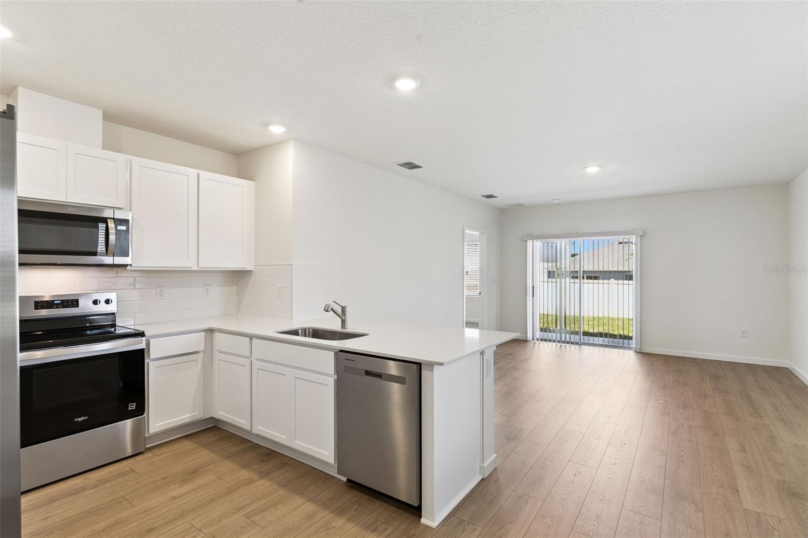 Single Family Residence at 1376 SCARLETT SAGE LN, SANFORD, photo 14 of 39