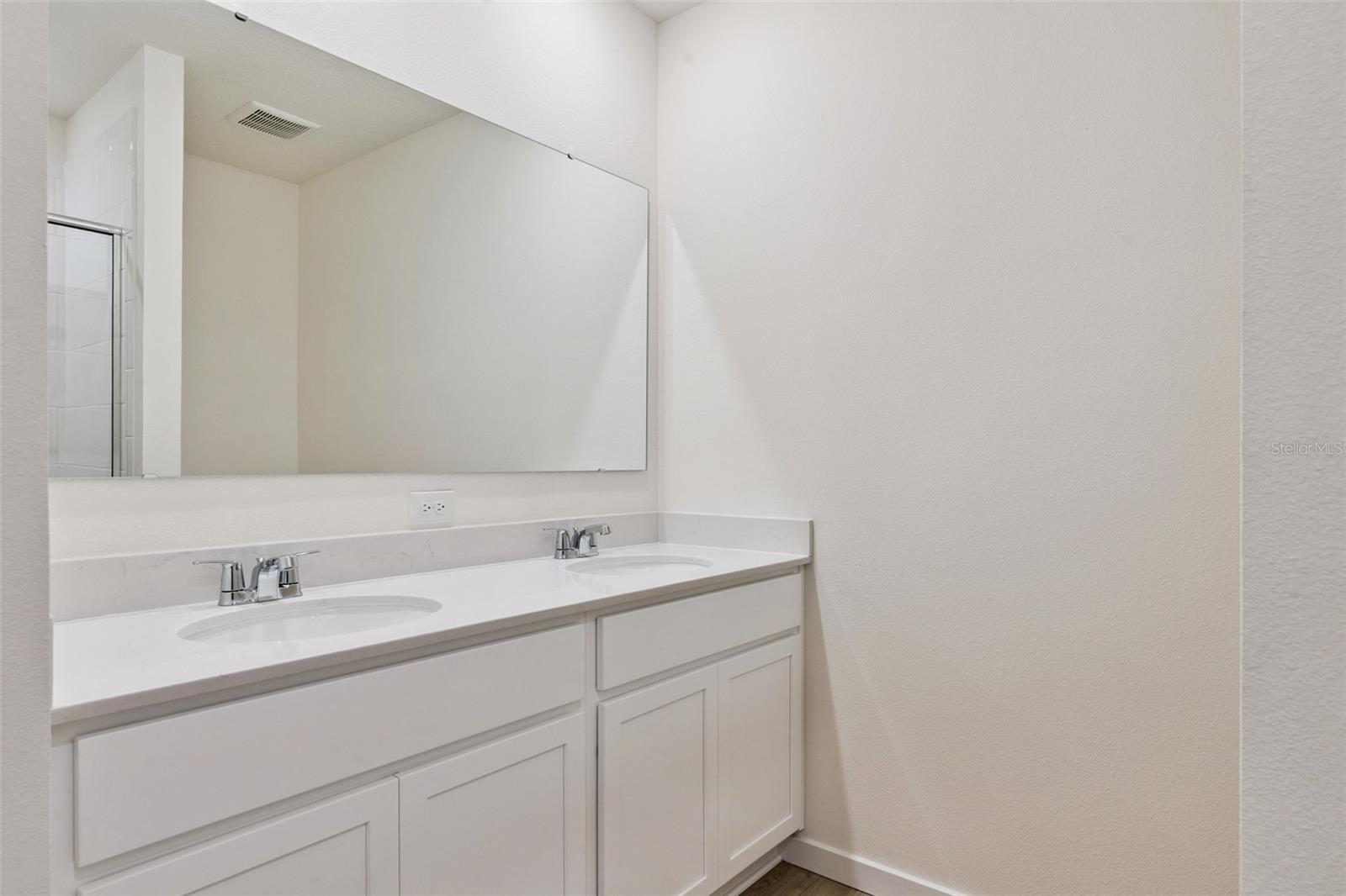 Single Family Residence at 1376 SCARLETT SAGE LN, SANFORD, photo 28 of 39