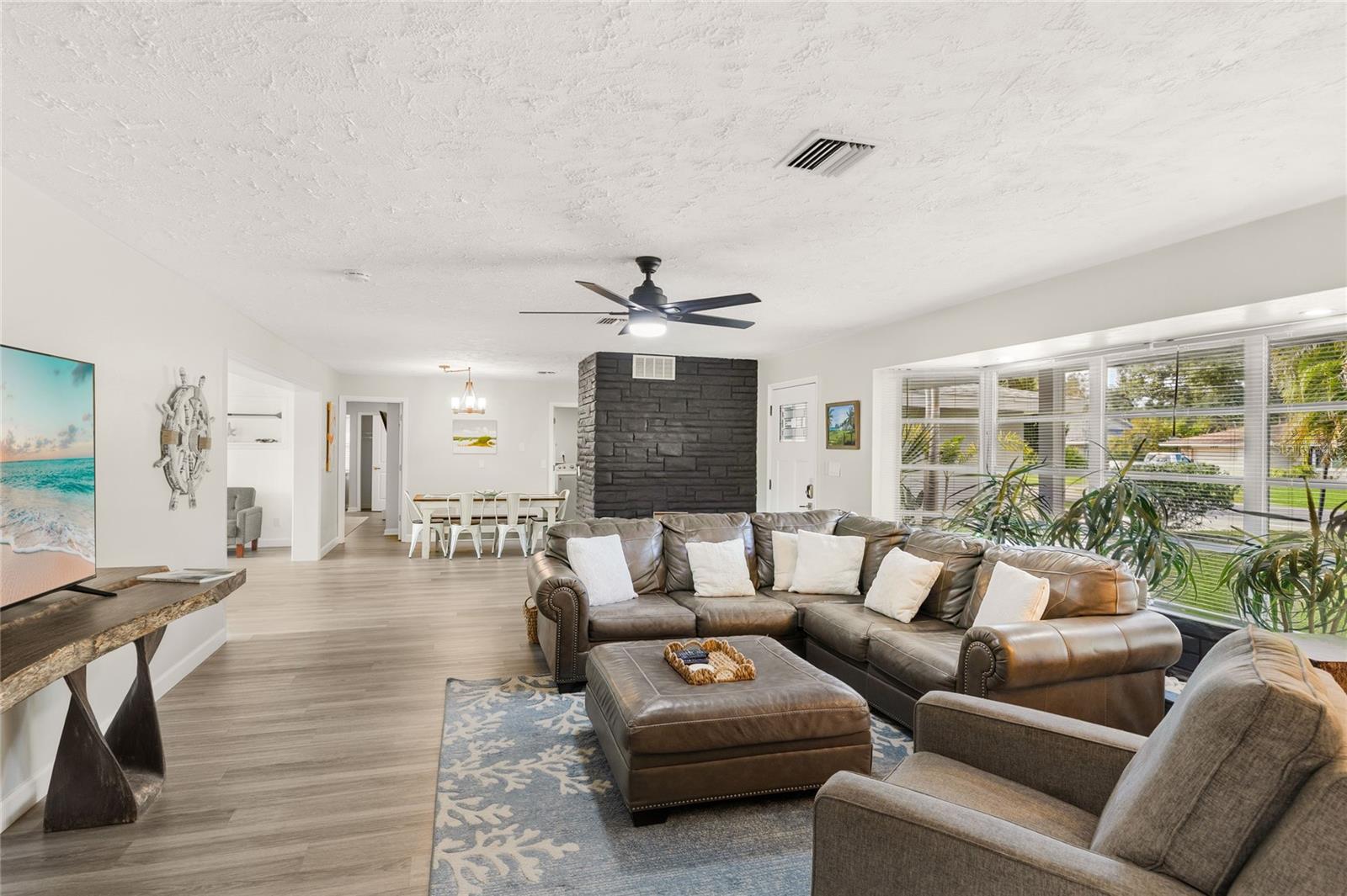 Single Family Residence at 4230 BAIRD ST, SARASOTA, photo 8 of 43