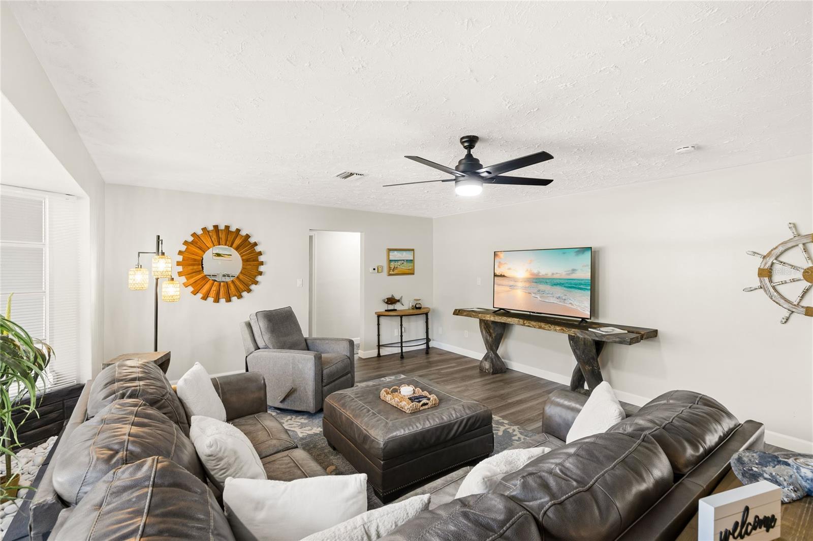 Single Family Residence at 4230 BAIRD ST, SARASOTA, photo 10 of 43