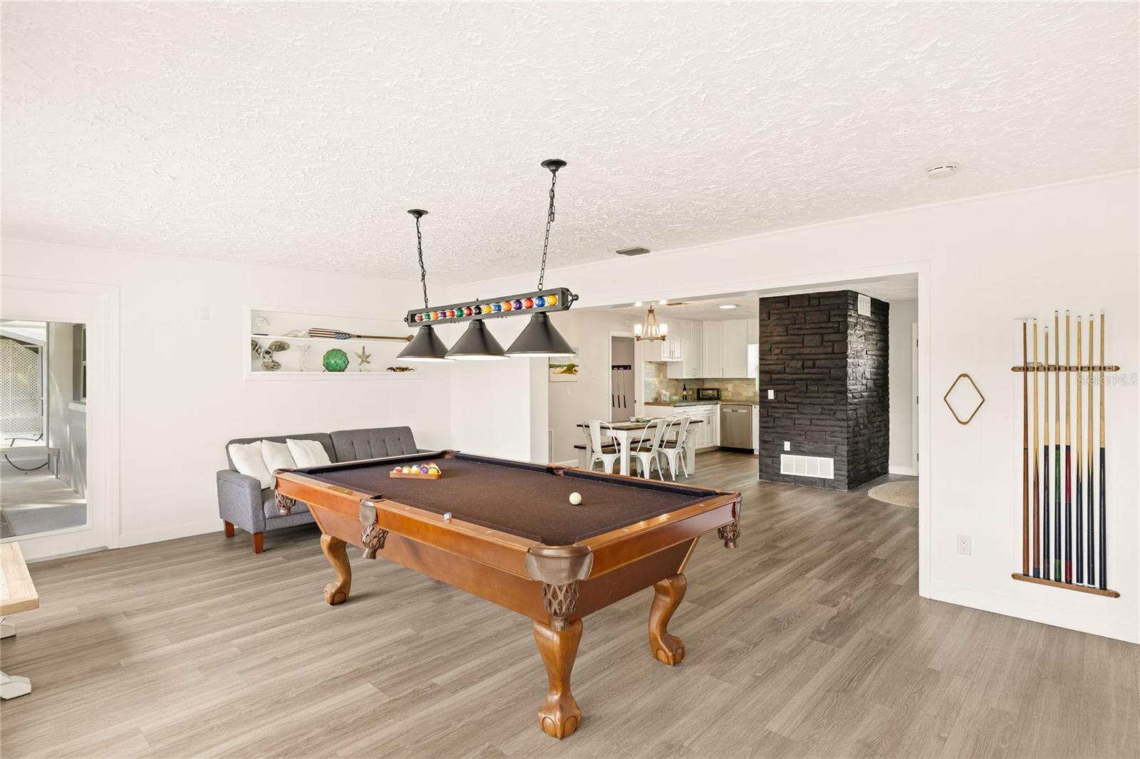 Single Family Residence at 4230 BAIRD ST, SARASOTA, photo 13 of 43