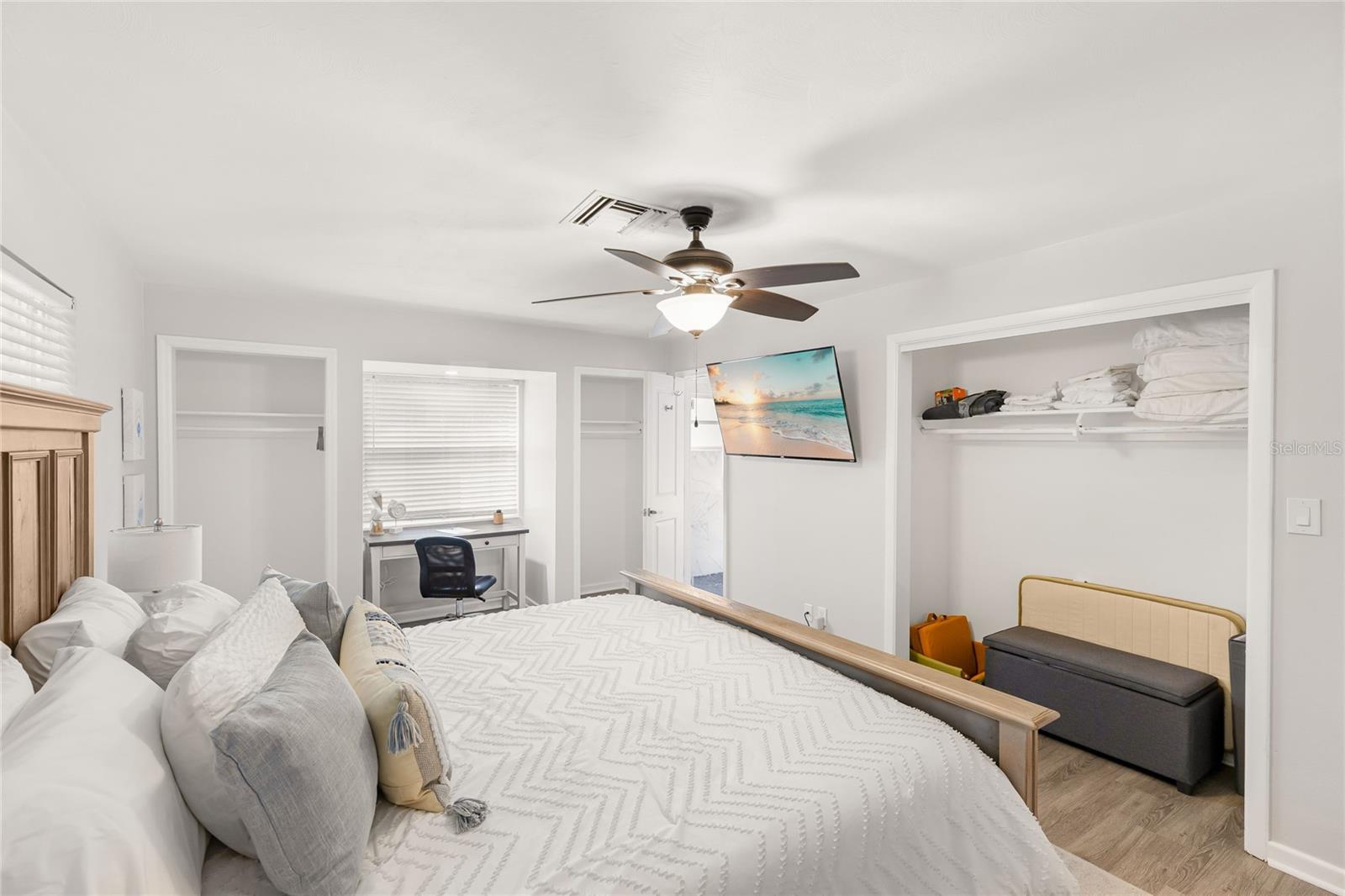 Single Family Residence at 4230 BAIRD ST, SARASOTA, photo 18 of 43