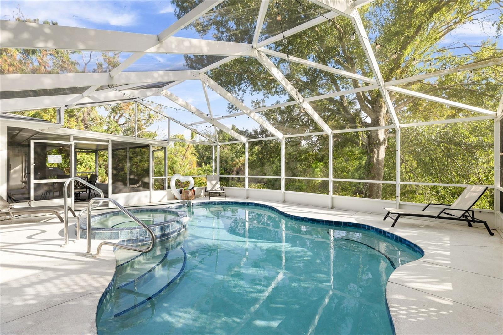 Single Family Residence at 4230 BAIRD ST, SARASOTA, photo 34 of 43