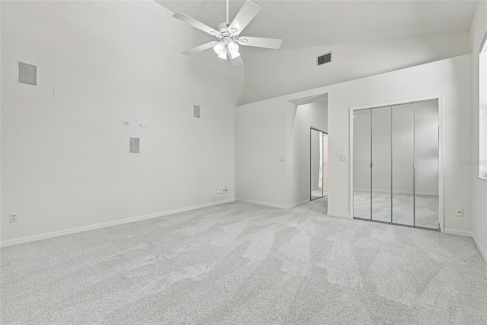Single Family Residence at 1101 DARLINGTON OAK DR NE, ST PETERSBURG, photo 34 of 41